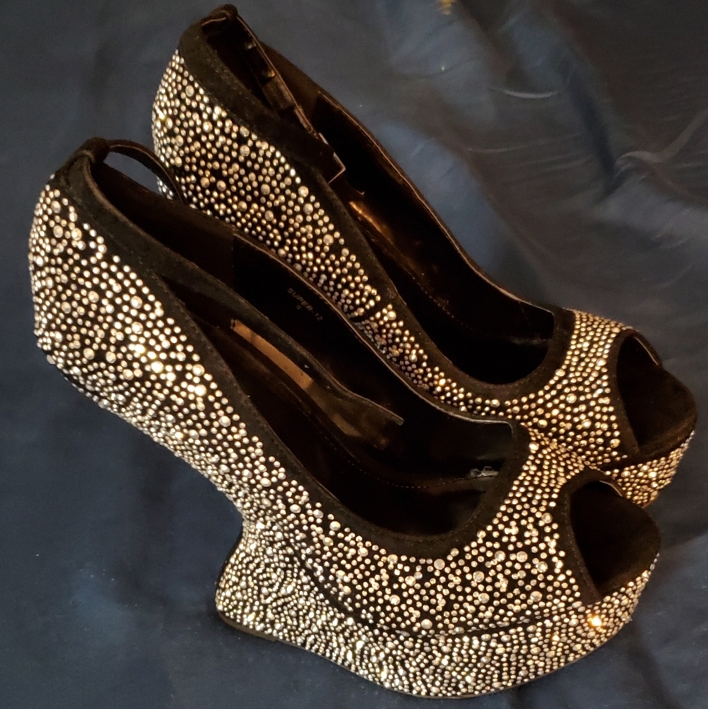 Ladies Evening Shoes/Mascotte/Black/Silver/Size 9